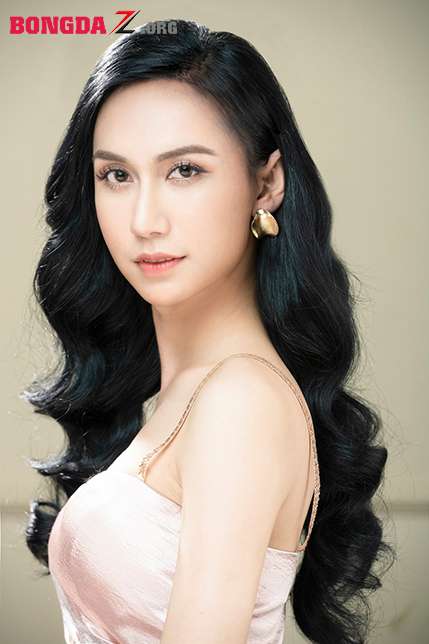 Huy Hoàng nói gì về đối thủ Lynk Lee tại Miss International Queen Vietnam 2024?